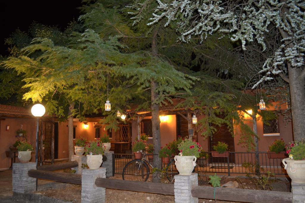 B&B Le Stagioni Castel Del Monte (Apulia) Exterior foto